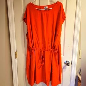 Old Navy 4x short sleeve dress with drawstring waist. Orange/red
